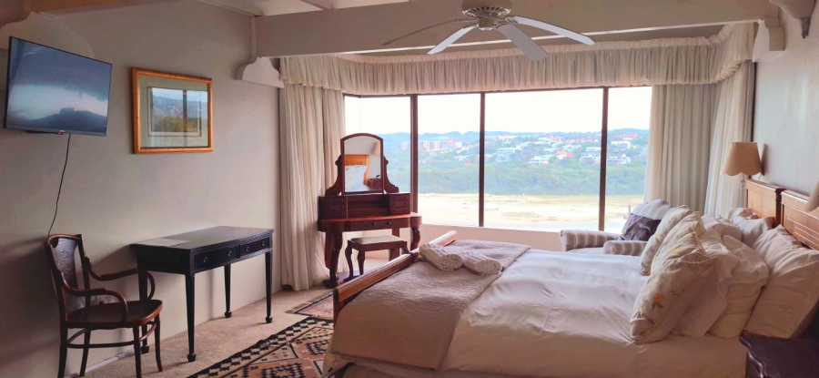 5 Bedroom Property for Sale in Beacon Bay Eastern Cape